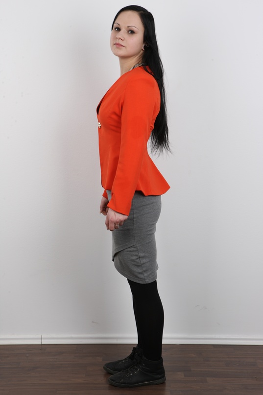 3. Download full pics of Veronika (21) from czechcasting.com