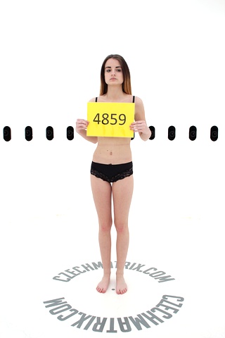 Czech Casting: Dominika (18) 360°