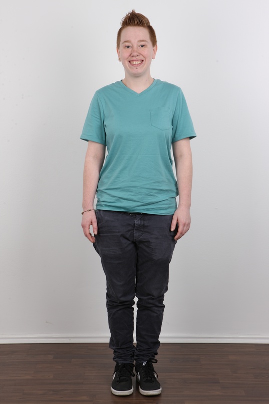 3. Download full pics of Zaneta (23) & Nikola from czechcasting.com