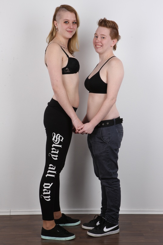 6. Download full pics of Zaneta (23) & Nikola from czechcasting.com