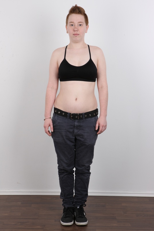 8. Download full pics of Zaneta (23) & Nikola from czechcasting.com