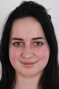 1. Download full pics of Barbora (18) from czechcasting.com