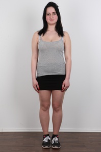 2. Download full pics of Barbora (18) from czechcasting.com