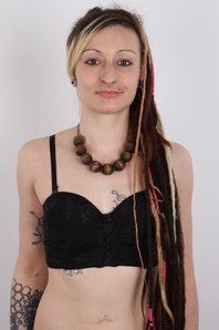 6. Download full pics of Eva (26) from czechcasting.com