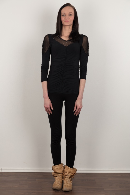 2. Download full pics of Michaela (28) from czechcasting.com