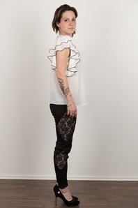 4. Download full pics of Michaela (24) from czechcasting.com