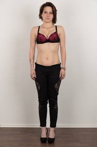 5. Download full pics of Michaela (24) from czechcasting.com