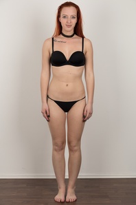 8. Download full pics of Veronika (18) from czechcasting.com