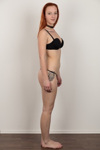 9. Download full pics of Veronika (18) from czechcasting.com