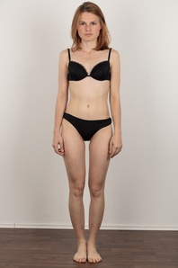 8. Download full pics of Tereza (28) from czechcasting.com