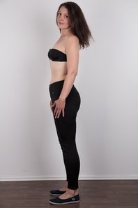 5. Download full pics of Petra (32) from czechcasting.com