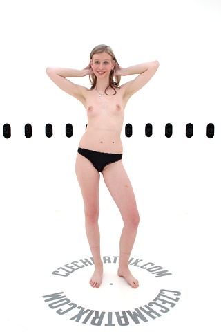 Czech Casting: Daniela (22) 360°