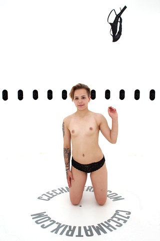 Czech Casting: Michaela (18) 360°