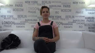 1. Download full pics of Michaela (18) from czechcasting.com