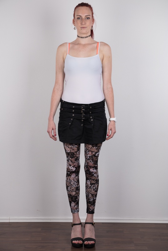 2. Download full pics of Paja (22) from czechcasting.com