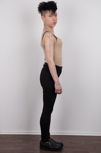 3. Download full pics of Alina (19) from czechcasting.com