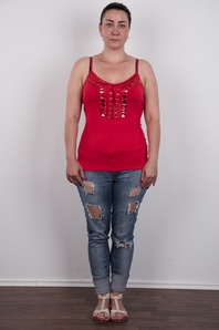 2. Download full pics of Zuzana (35) from czechcasting.com