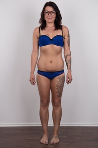 6. Download full pics of Andrea (25) from czechcasting.com