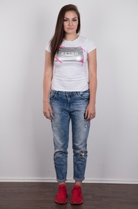 2. Download full pics of Tereza (18) from czechcasting.com