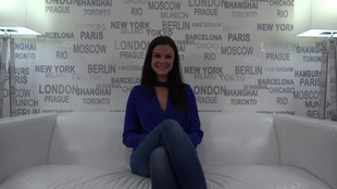 1. Download full pics of Veronika (22) from czechcasting.com