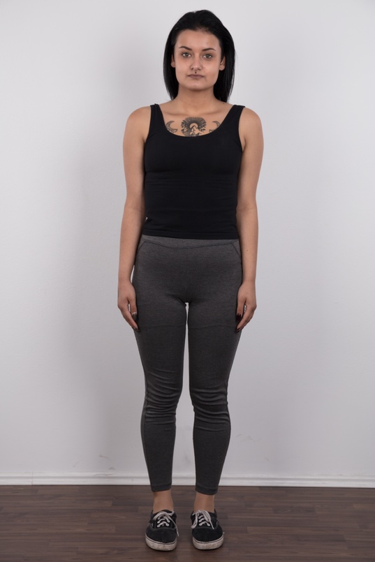 2. Download full pics of Tereza (18) from czechcasting.com