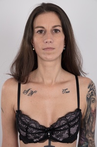 6. Download full pics of Alzbeta (34) from czechcasting.com