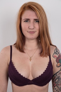 4. Download full pics of Nikola (19) from czechcasting.com