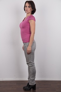 3. Download full pics of Eli (28) from czechcasting.com