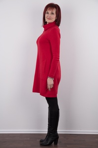 4. Download full pics of Irena (55) from czechcasting.com