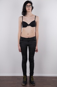 3. Download full pics of Misa (22) from czechcasting.com