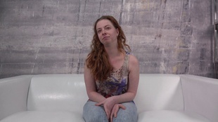 1. Download full pics of Veronika (20) from czechcasting.com