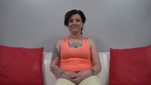 1. Download full pics of Misa (27) from czechcasting.com