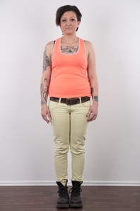 2. Download full pics of Misa (27) from czechcasting.com