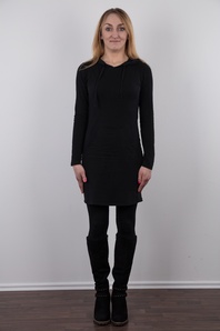 2. Download full pics of Zuzana (28) from czechcasting.com