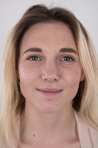 1. Download full pics of Nikola (20) from czechcasting.com