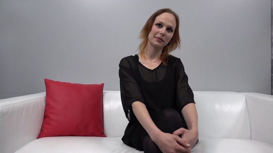 1. Download full pics of Sara (21) from czechcasting.com