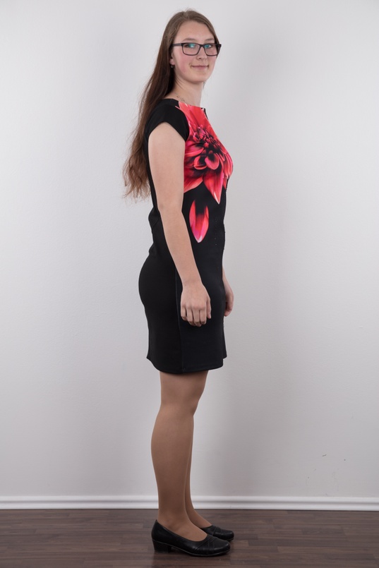 3. Download full pics of Katerina (18) from czechcasting.com