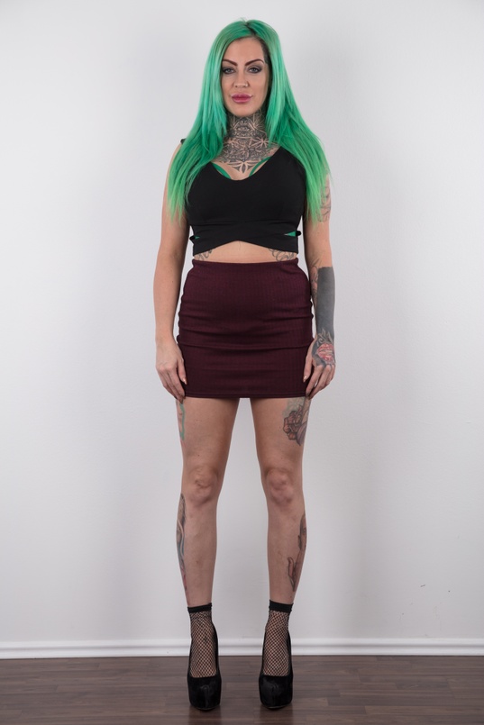 2. Download full pics of Madison (30) from czechcasting.com