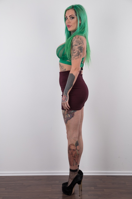 4. Download full pics of Madison (30) from czechcasting.com