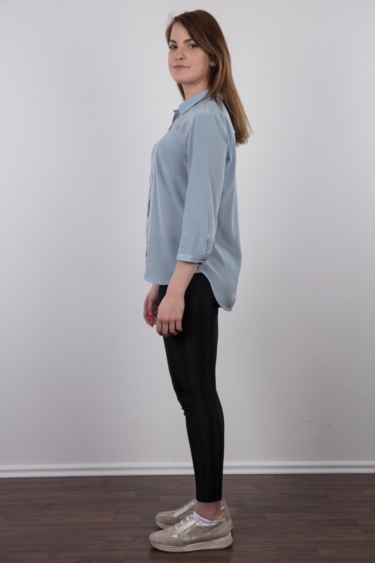 4. Download full pics of Kristyna (21) from czechcasting.com