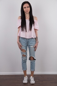 2. Download full pics of Barbora (18) from czechcasting.com