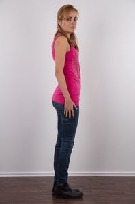 3. Download full pics of Lenka (30) from czechcasting.com