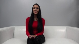 1. Download full pics of Nikol (21) from czechcasting.com