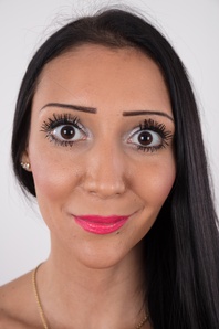 1. Download full pics of Nikol (21) from czechcasting.com