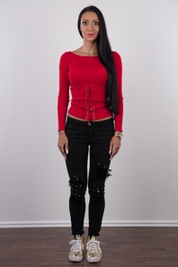 2. Download full pics of Nikol (21) from czechcasting.com