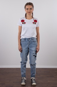 2. Download full pics of Patricie (24) from czechcasting.com