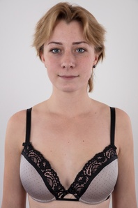 7. Download full pics of Stepanka (18) from czechcasting.com