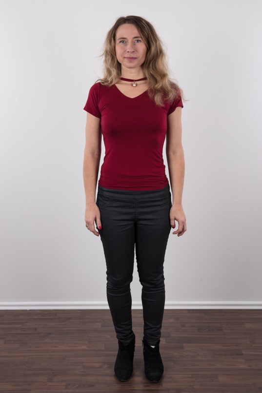 1. Download full pics of Marketa (43) & David from czechcasting.com