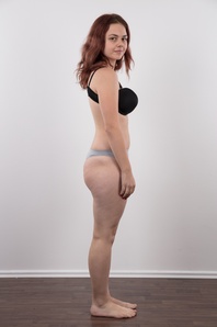 6. Download full pics of Vanesa (20) from czechcasting.com