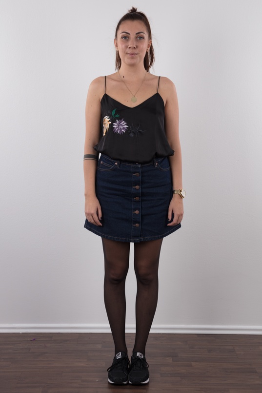 2. Download full pics of Sabina (24) from czechcasting.com